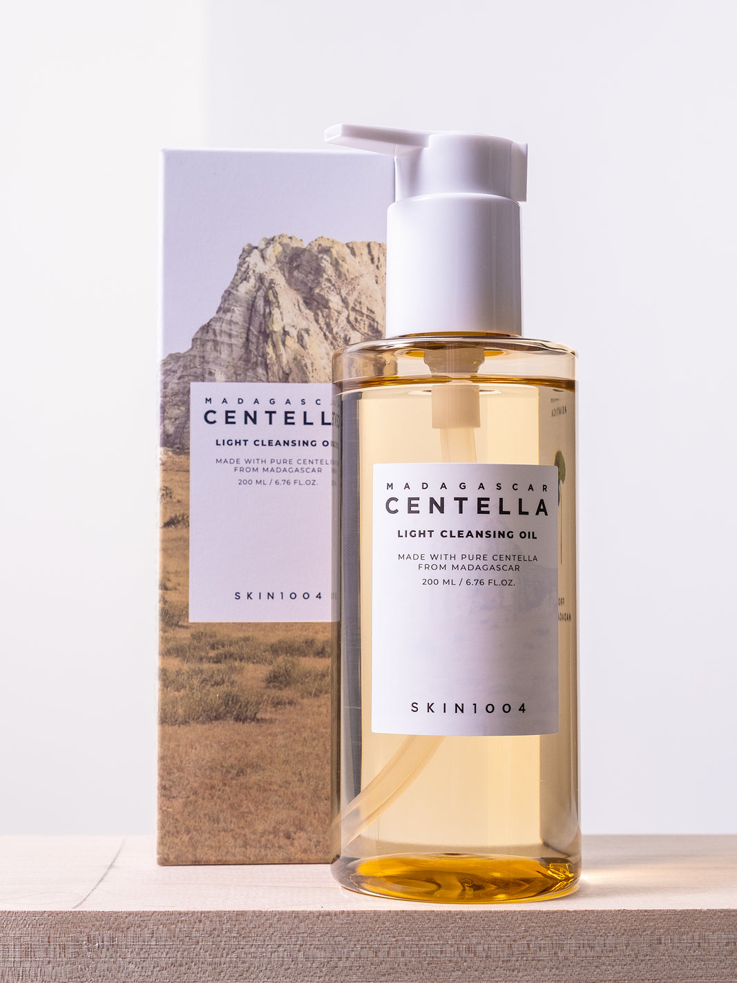 SKIN1004 Madagascar Centella Light Cleansing Oil 200ml